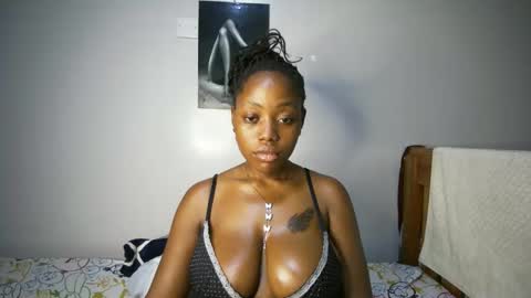 Snapshot of bigass001_ chatting on October 2025 08:40:02 PM bigass001_ online show from October 2025 08:40:02 PM