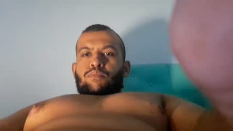 Snapshot of bigassboyfr chatting on October 2025 06:14:01 AM bigassboyfr online show from October 2025 06:14:01 AM
