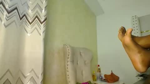 Snapshot of bigbaby004 chatting on December 2025 02:56:02 PM bigbaby004 online show from December 2025 02:56:02 PM