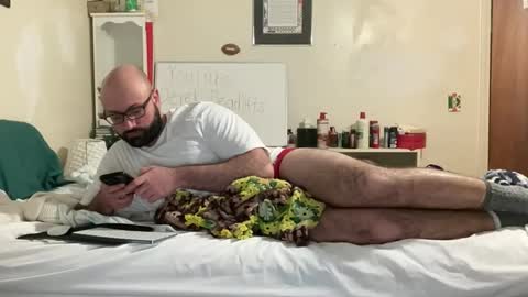 Snapshot of bigbackmuscles1296 chatting on April 2026 01:42:02 AM Mr. Muscle Monster online show from April 2026 01:42:02 AM