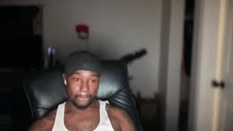 Snapshot of bigbackwoodcali chatting on April 2026 08:17:02 AM bigbackwoodcali online show from April 2026 08:17:02 AM