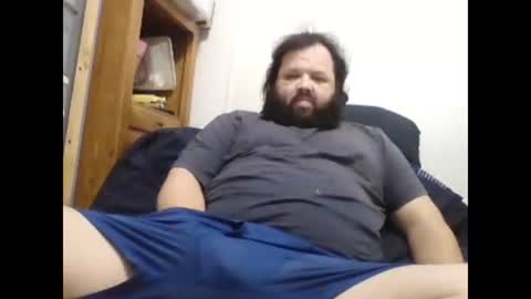 Snapshot of bigbear3287 chatting on December 2024 04:19:02 AM Liam online show from December 2024 04:19:02 AM