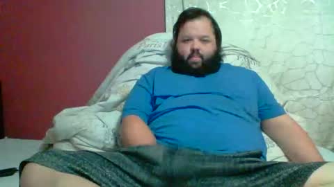 Snapshot of bigbear3287 chatting on March 2026 04:49:01 AM Liam online show from March 2026 04:49:01 AM