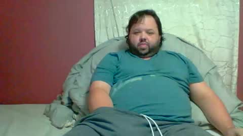 Snapshot of bigbear3287 chatting on April 2026 04:46:01 AM Liam online show from April 2026 04:46:01 AM