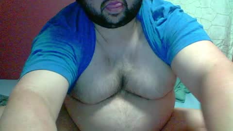 Snapshot of bigbear3287 chatting on April 2026 06:27:01 AM Liam online show from April 2026 06:27:01 AM