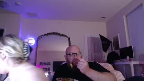 Snapshot of bigbear4cuddles chatting on March 2026 01:42:02 AM BigBear4Cuddles online show from March 2026 01:42:02 AM