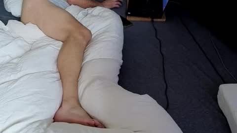 8 inch big head throbbing gristle online show from October 2025 09:30:01 AM