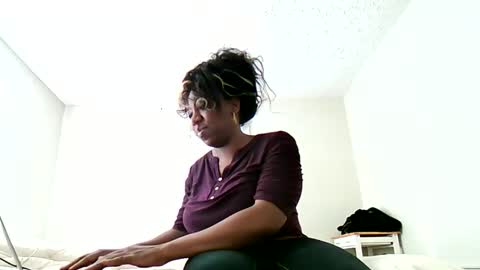 Ashley online show from April 2026 12:10:01 PM