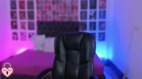 bigboobs cloe online show from October 2025 04:51:01 PM