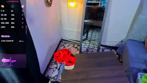 Snapshot of bigboobs_violeta chatting on March 2026 08:59:01 PM VIOLETA online show from March 2026 08:59:01 PM