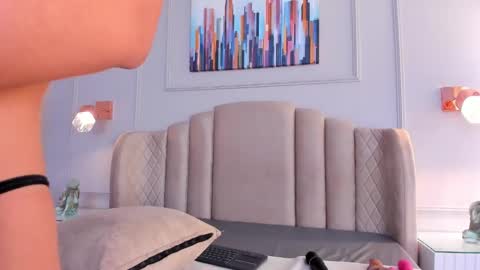   online show from February 2025 04:25:01 PM