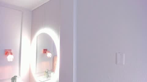   online show from September 2025 10:17:02 AM