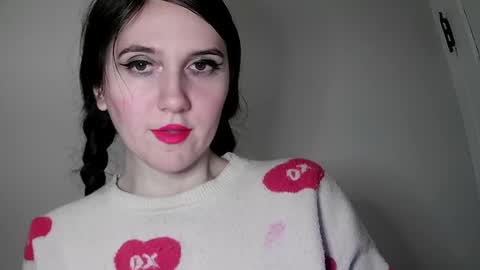 Isabella online show from February 2025 08:42:02 PM