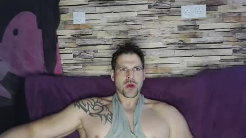 Bigboyband online show from February 2025 08:42:01 AM