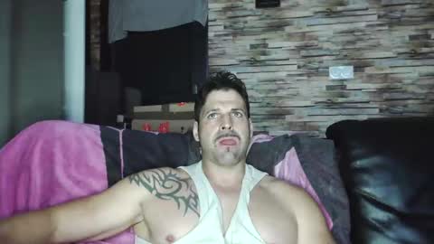 Snapshot of bigboyband chatting on February 2026 05:39:02 PM Bigboyband online show from February 2026 05:39:02 PM