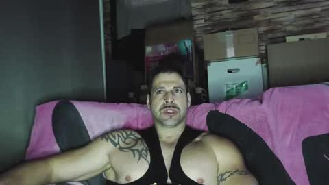 Snapshot of bigboyband chatting on February 2026 04:36:02 PM Bigboyband online show from February 2026 04:36:02 PM