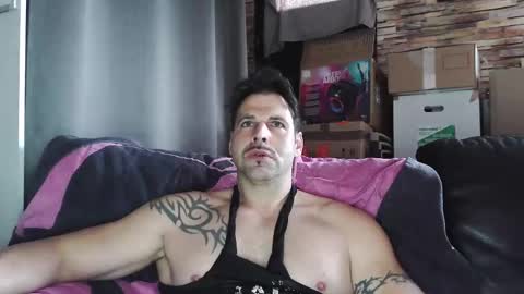 Snapshot of bigboyband chatting on March 2026 02:34:01 PM Bigboyband online show from March 2026 02:34:01 PM