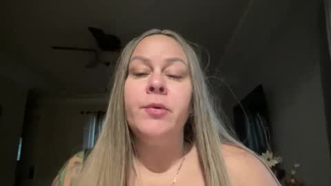 Snapshot of bigbreastsabrina chatting on February 2026 01:18:02 PM BIG BREAST SABRINA online show from February 2026 01:18:02 PM