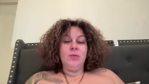 Snapshot of bigbreastsabrina chatting on February 2026 02:18:01 PM BIG BREAST SABRINA online show from February 2026 02:18:01 PM