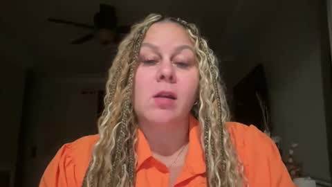 Snapshot of bigbreastsabrina chatting on March 2026 01:32:02 AM BIG BREAST SABRINA online show from March 2026 01:32:02 AM