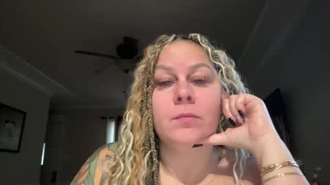 Snapshot of bigbreastsabrina chatting on March 2026 01:36:02 PM BIG BREAST SABRINA online show from March 2026 01:36:02 PM