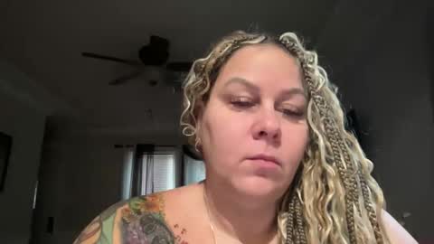 Snapshot of bigbreastsabrina chatting on March 2026 12:22:01 PM BIG BREAST SABRINA online show from March 2026 12:22:01 PM