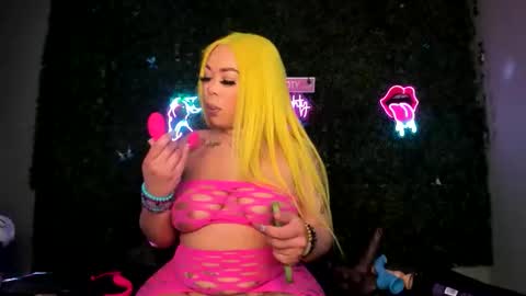 Snapshot of bigbuttsarena chatting on March 2026 07:58:01 AM bigbuttsarena online show from March 2026 07:58:01 AM