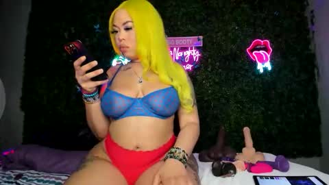 Snapshot of bigbuttsarena chatting on April 2026 06:57:01 PM bigbuttsarena online show from April 2026 06:57:01 PM