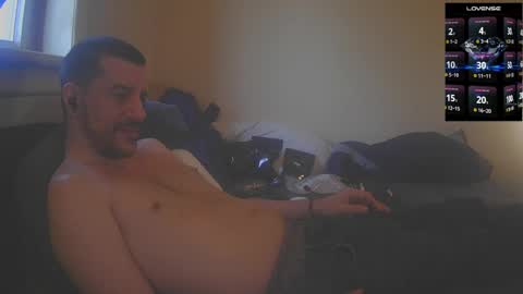 Jon - Im Straight online show from February 2026 09:00:01 PM