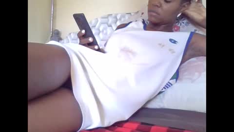 Snapshot of bigclit030 chatting on June 2026 10:02:02 AM bigclit030 online show from June 2026 10:02:02 AM