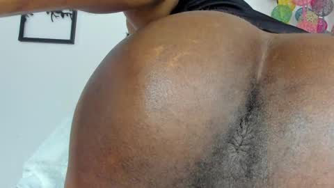 Snapshot of bigcock_latin01 chatting on October 2025 02:41:01 AM sexy muscle online show from October 2025 02:41:01 AM