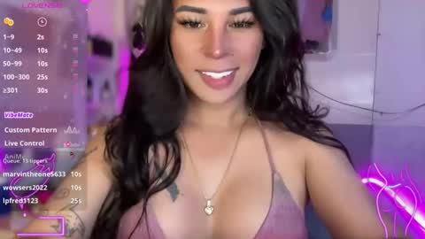 Snapshot of bigcockamanda23 chatting on October 2025 05:50:01 AM queen amanda online show from October 2025 05:50:01 AM