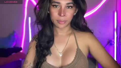 queen amanda online show from June 2026 05:37:01 AM