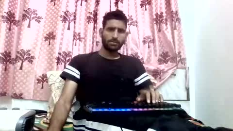 Snapshot of bigcockboy2580 chatting on December 2025 09:35:02 AM akash online show from December 2025 09:35:02 AM