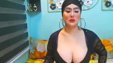 Snapshot of bigcocknloadstits chatting on February 2026 01:56:02 AM Flirty Sofia online show from February 2026 01:56:02 AM