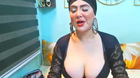 Snapshot of bigcocknloadstits chatting on February 2026 02:21:01 AM Flirty Sofia online show from February 2026 02:21:01 AM