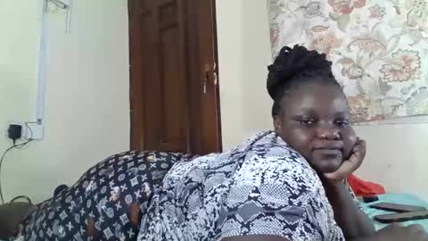 Snapshot of bigdarkass chatting on June 2026 07:09:02 AM VIOLET online show from June 2026 07:09:02 AM