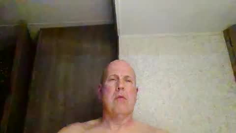 Snapshot of bigdave10005 chatting on April 2026 02:25:01 AM bigdave10005 online show from April 2026 02:25:01 AM