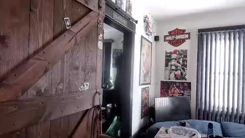 Snapshot of bigdbrillion chatting on February 2025 07:55:01 PM Darryl online show from February 2025 07:55:01 PM