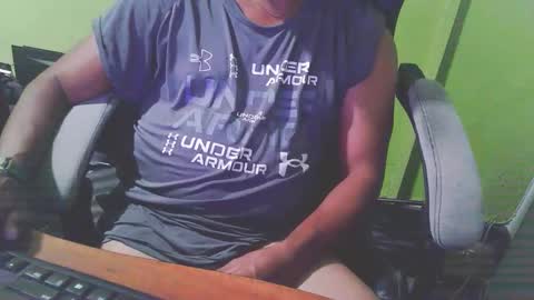 Snapshot of bigdickguyaux chatting on May 2026 05:50:02 PM bigdickguyaux online show from May 2026 05:50:02 PM