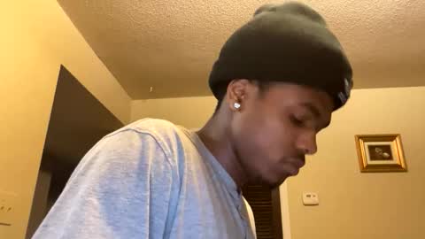 Snapshot of bigdicktrick227 chatting on April 2026 06:19:01 AM bigdicktrick227 online show from April 2026 06:19:01 AM