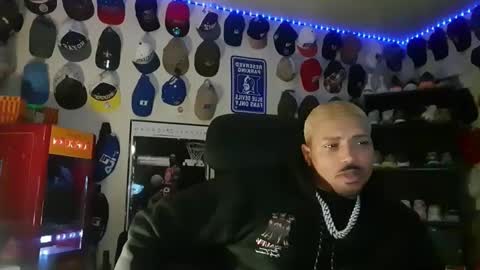 QuietboyWill online show from September 2025 01:49:01 AM