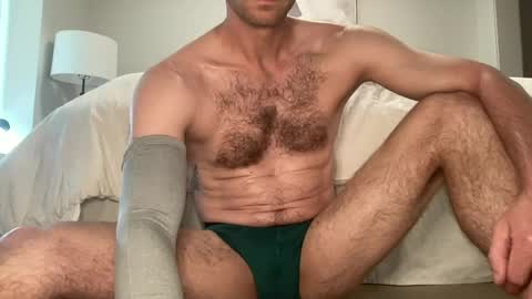 Snapshot of bigdog948442 chatting on July 2026 11:40:02 PM bigdog948442 online show from July 2026 11:40:02 PM