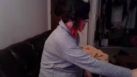 Madelyn online show from November 2025 05:31:02 AM