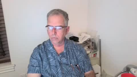 Snapshot of bigdylan17 chatting on October 2025 01:47:01 AM Dylan 56 Taleah 53 online show from October 2025 01:47:01 AM