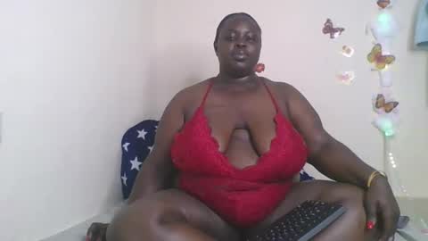 Bigg Cate online show from November 2025 03:36:02 PM