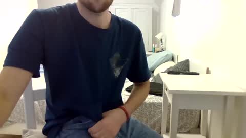 Snapshot of biggbaguette1 chatting on September 2025 01:26:02 PM biggbaguette1 online show from September 2025 01:26:02 PM