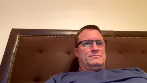 Snapshot of bigger22332233 chatting on December 2024 12:56:02 AM bigger22332233 online show from December 2024 12:56:02 AM