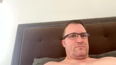 Snapshot of bigger22332233 chatting on December 2024 06:42:01 PM bigger22332233 online show from December 2024 06:42:01 PM