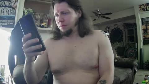 Snapshot of biggerisbetter21 chatting on February 2025 12:05:02 PM biggerisbetter21 online show from February 2025 12:05:02 PM